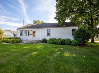 505 W Sunset Dr, Bourbon, IN 46504