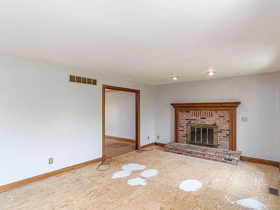 5th image of 1584 Greenlawn Way Lot 3081