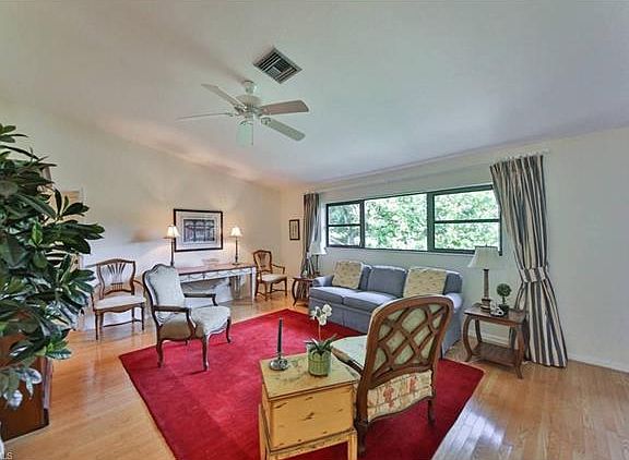 3rd image of 644 Lake Murex Cir