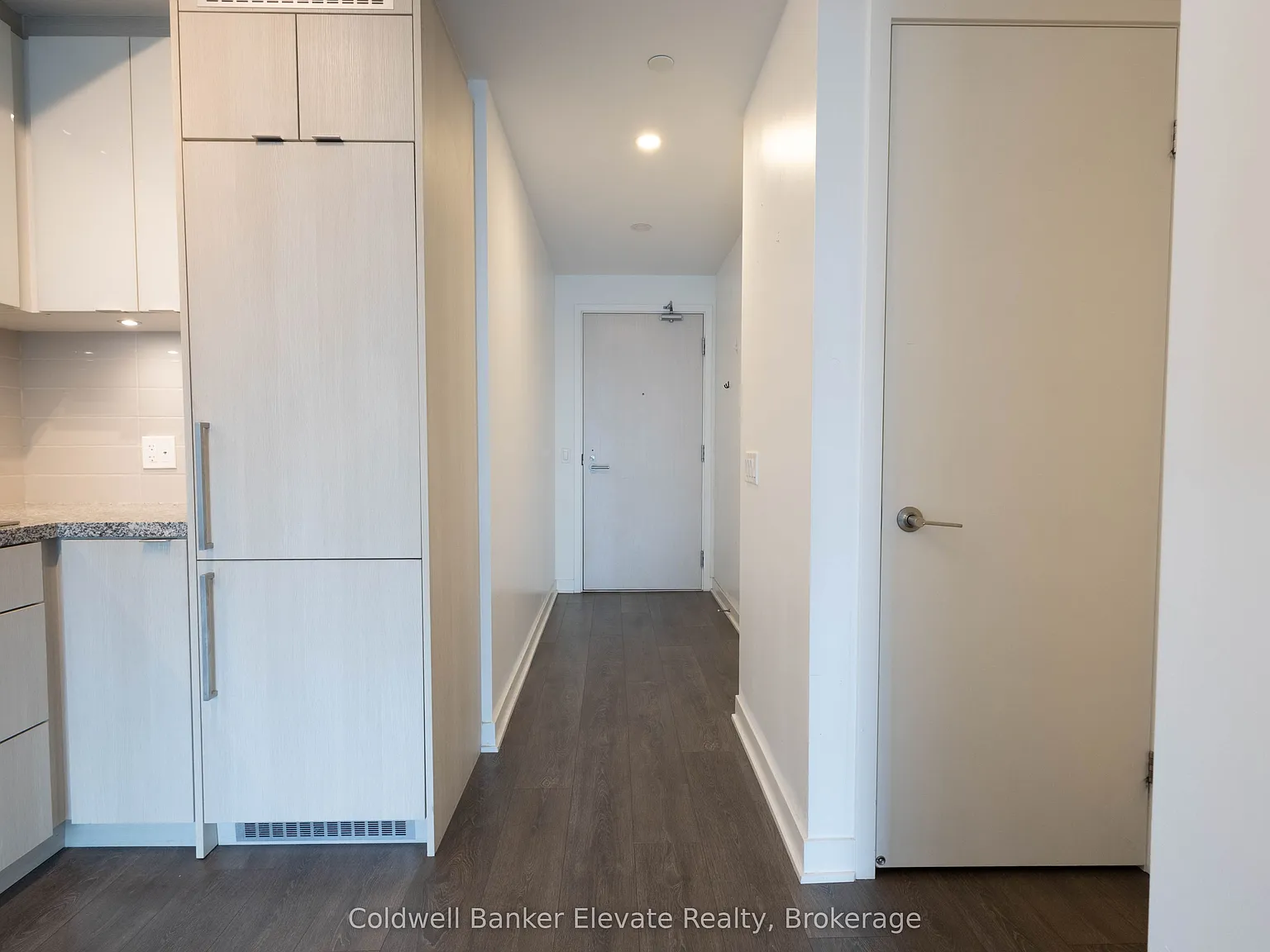 1 bed, $2,300 — Photo 4