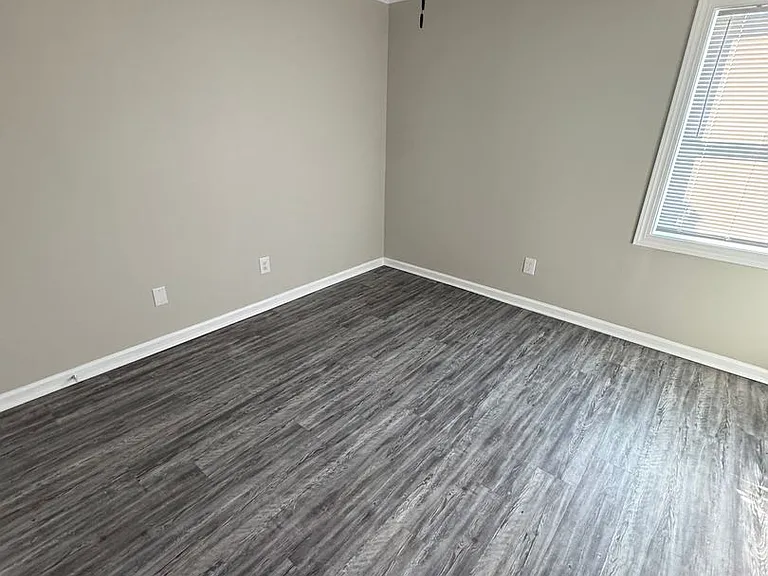 207 New Petersburg Dr — Photo 7