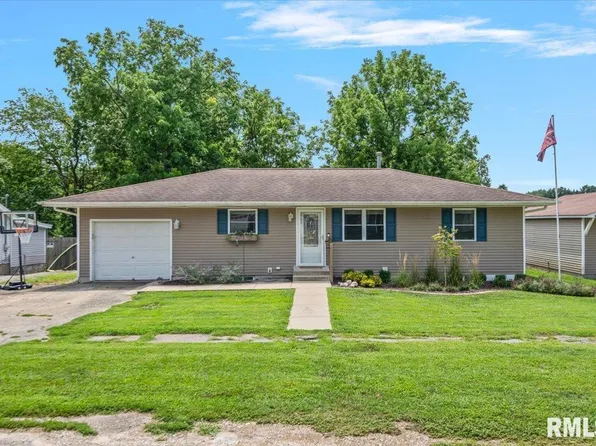 211 E Lincoln St, Edinburg, IL 62531