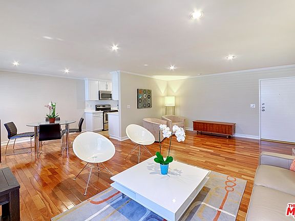 3rd image of 8530 Holloway Dr APT 228