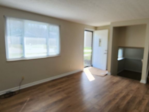 4th image of 11607 Eastport Dr