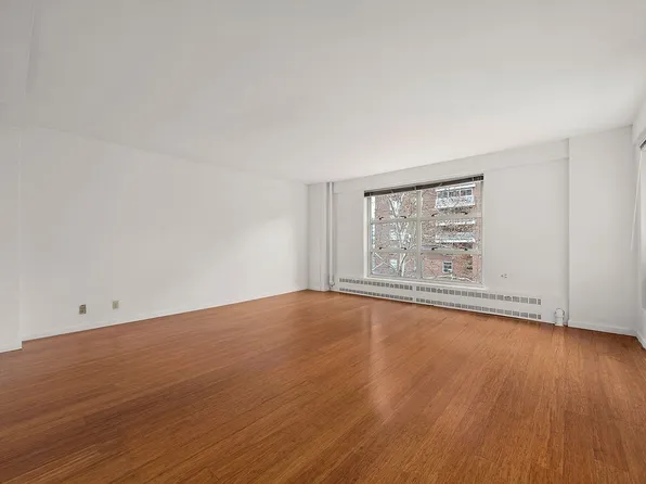 90 La Salle St APT 5E, New York, NY 10027