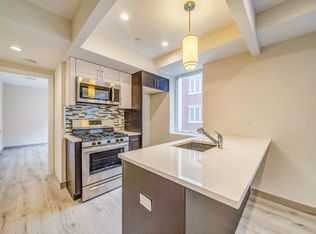 3068 38th St APT 5E, Astoria, NY 11103