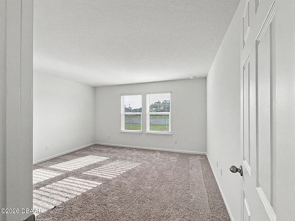 4th image of 55 Signet Cir