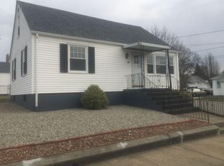 365 Princess Ave, Cranston, RI 02920