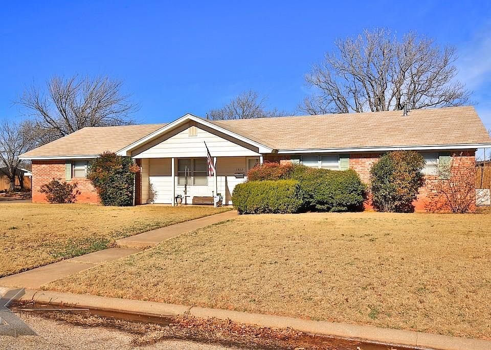 1st image of 3862 Concord Dr