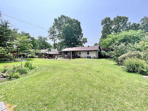 4th image of 113 Friar Dr