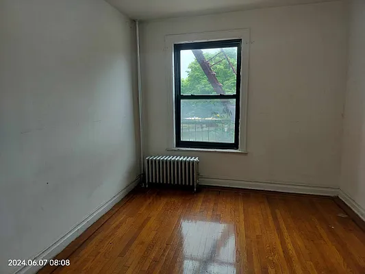 Rented by Bond New York | media 3