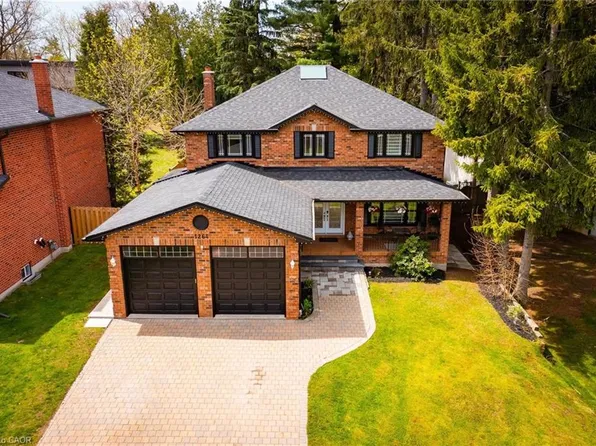 1264 Kane Rd, Mississauga, ON L5H 2M3