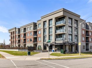 1 Redfern Ave, Hamilton, ON