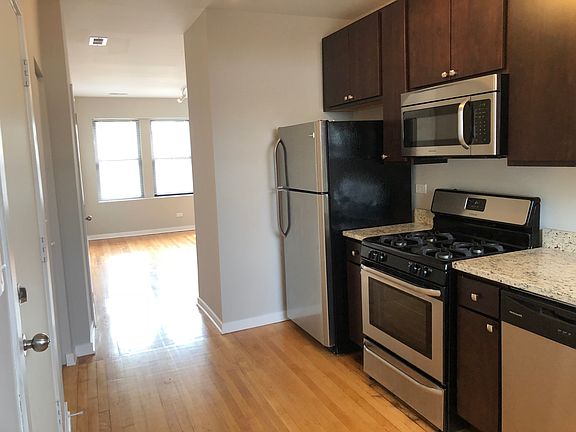 4th image of 2438 W North Shore Ave #3E