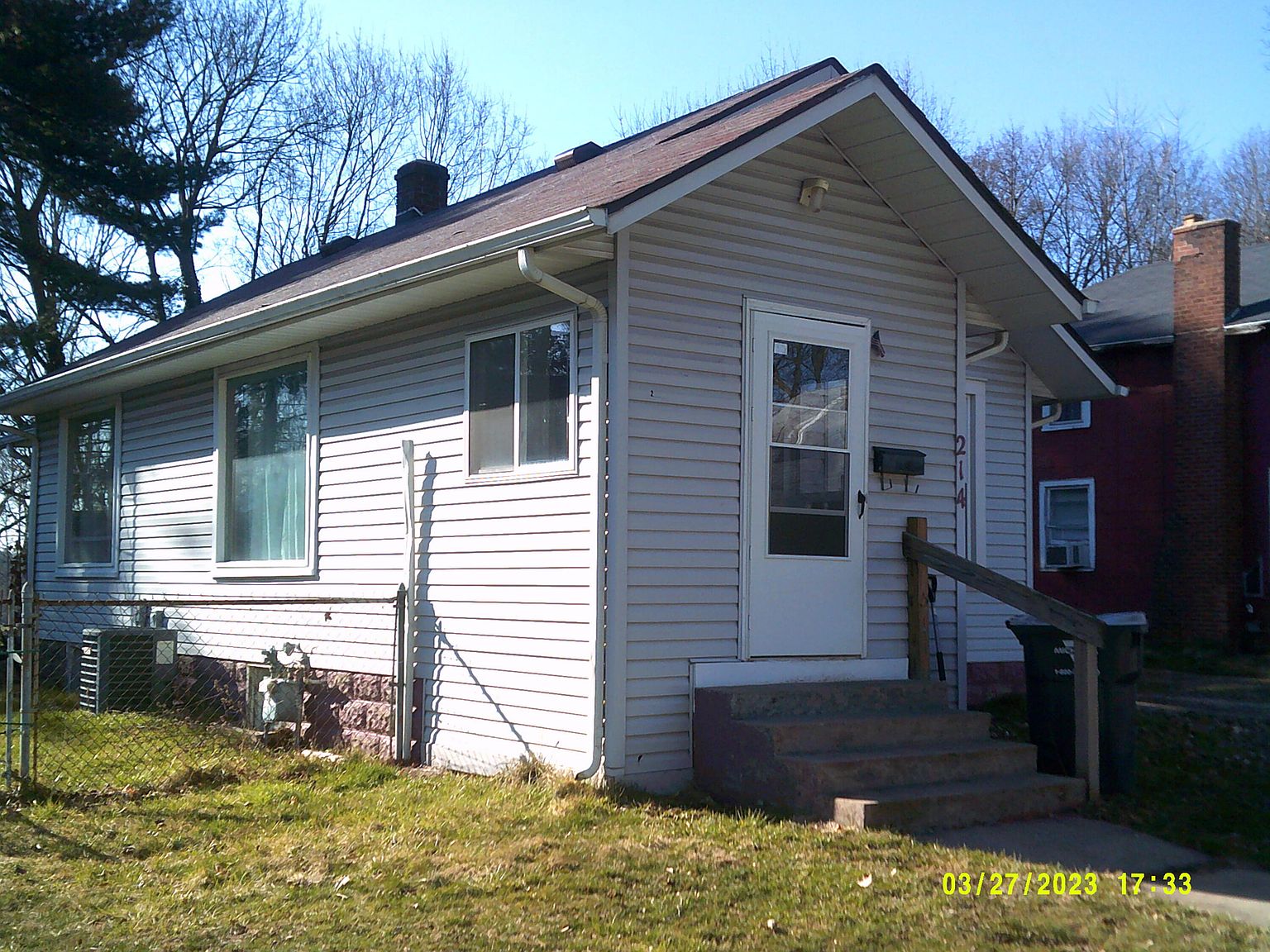 214 Sylvan St, Buchanan, MI 49107 Zillow