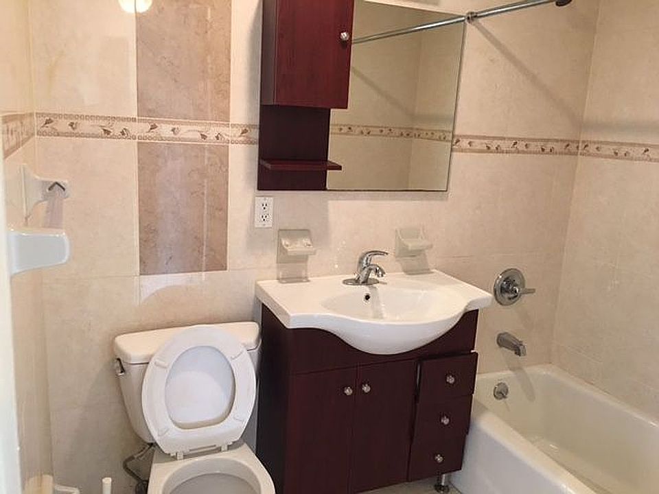 1st image of 37-14 Prince St #6E