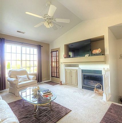5th image of 6263 Commonwealth Dr