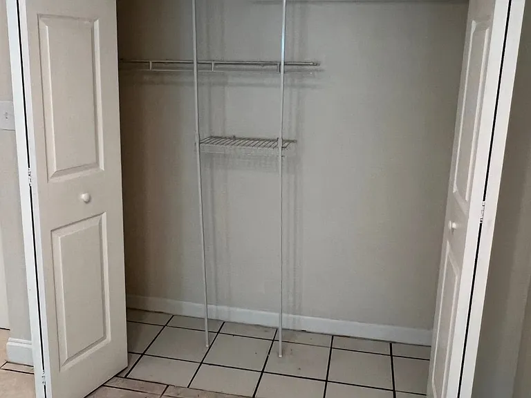 3115 Oakland Shores Dr #E112 — Photo 15