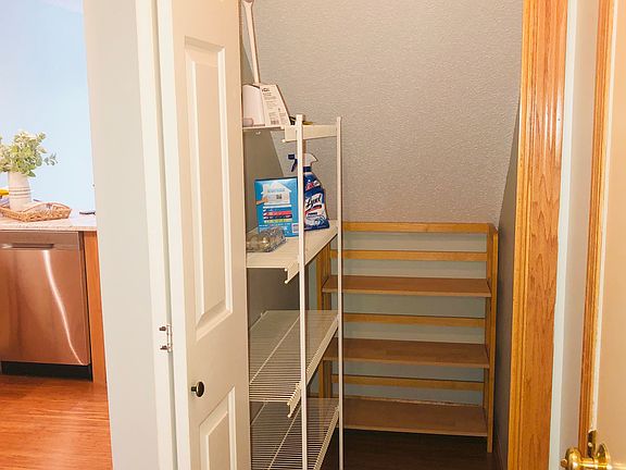 3rd image of 6855 Woodland Ave Unit 606