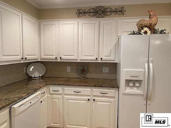 4th image of 104 W Fairway Dr
