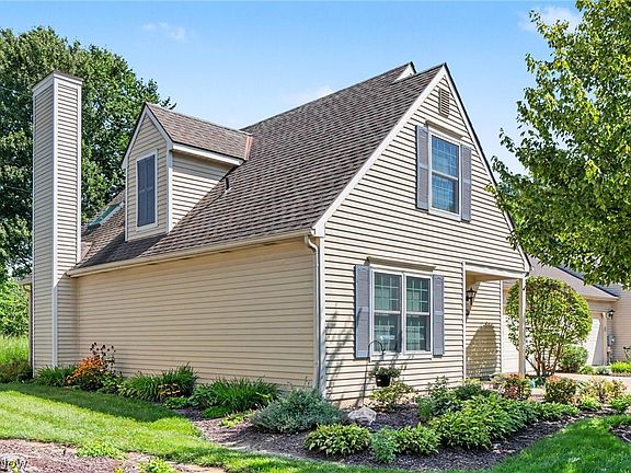 2nd image of 147 Marwyck Place Ln