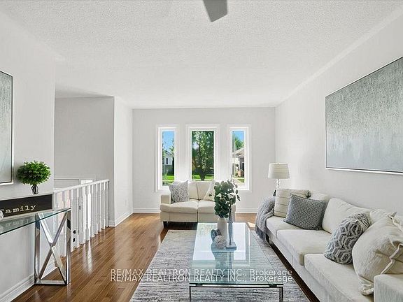 4th image of 12 Jarvis Dr