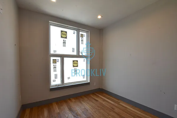 Rented by null | media 110