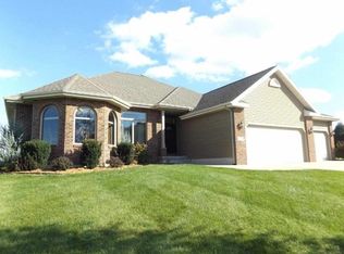 5258 Nature Dr, Sun Prairie, WI 53590