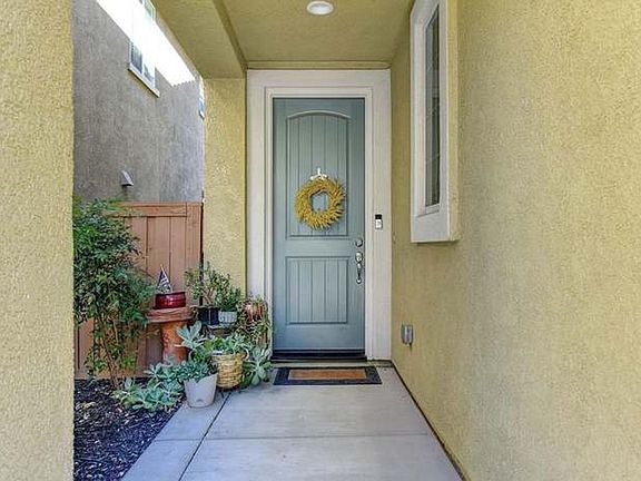 2nd image of 2093 Camino Real Way