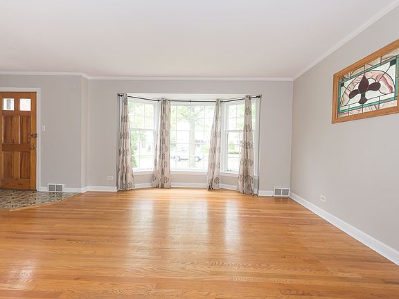 3rd image of 1737 N 74th Ave
