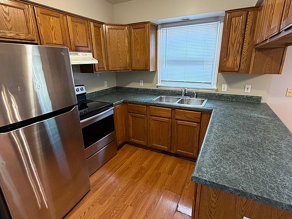 5th image of 1116 Parchmount Ave
