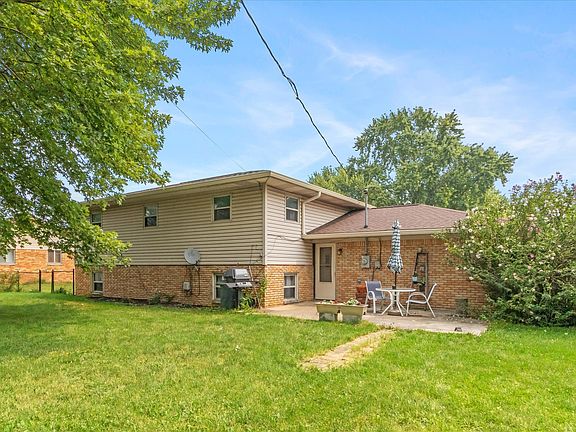 2nd image of 2512 Andy Dr