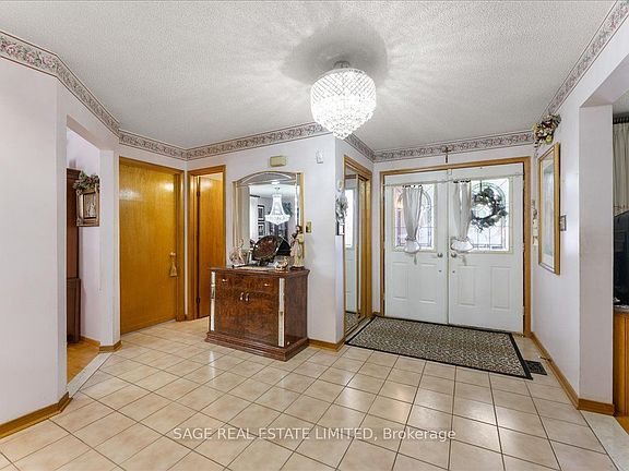 4th image of 116 Butterfield Cres