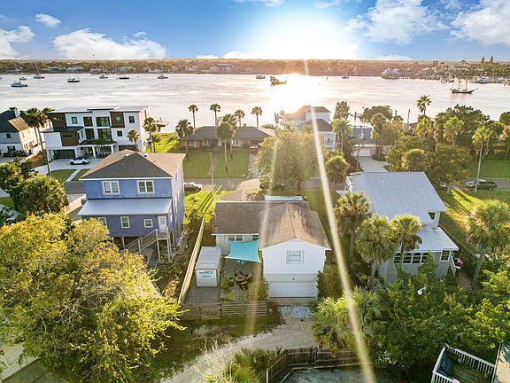 3rd image of 26 Dolphin Dr