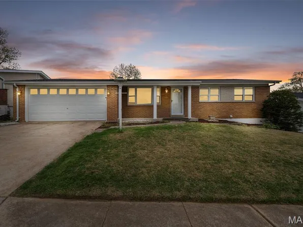 2644 Causeway Dr, Saint Louis, MO 63125