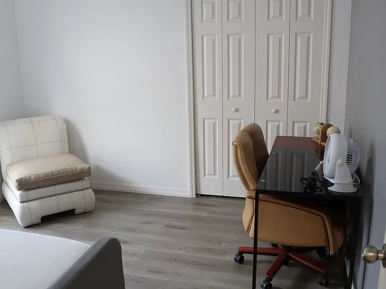 2951 Marbella Dr — Photo 31