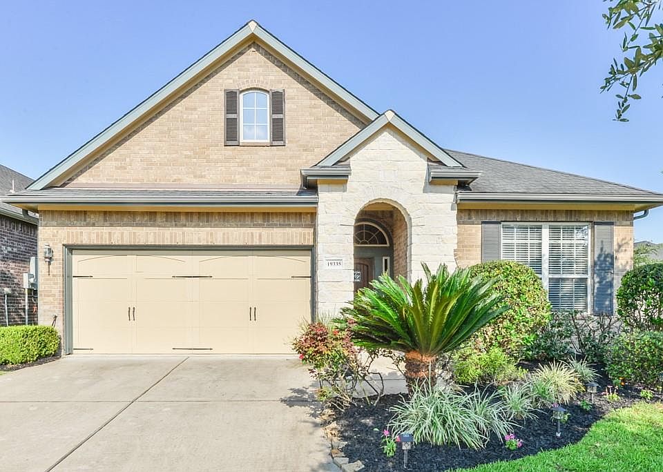 1st image of 19335 Dockside Hill Ln