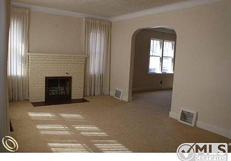 Fireplace.jpg