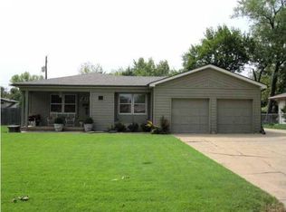 969 N Denmark Ave, Wichita, KS 67212