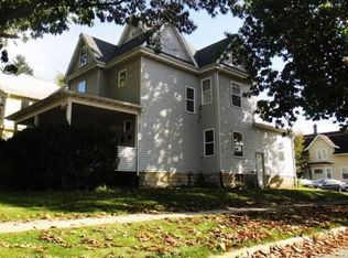 450 College Ave #1, Dekalb, IL 60115