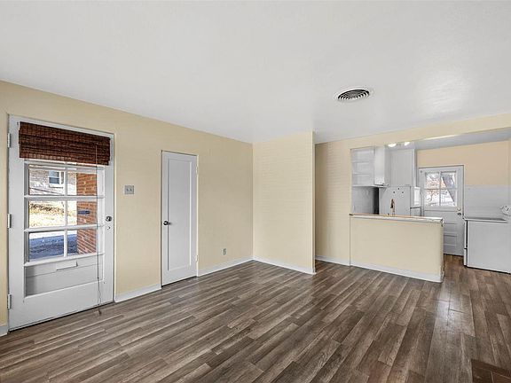 3rd image of 8713 Maryknoll Ave