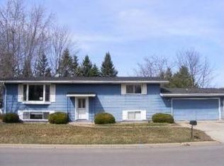 404 Water St, Marion, WI 54950