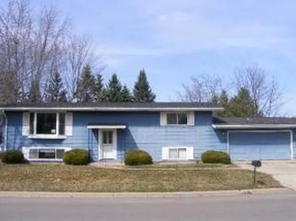 404 Water St, Marion, WI 54950