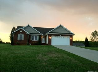 109 Alexander Knoll Dr, Statesville, NC 28625