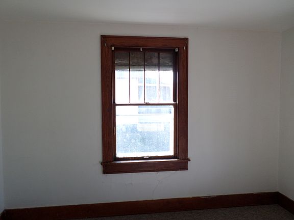 2nd image of 141 Chandler Blvd