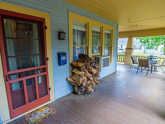 1542 W 4th Ave, Corsicana, TX 75110 | Zillow