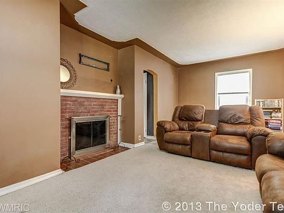 5th image of 1213 Alger St SE