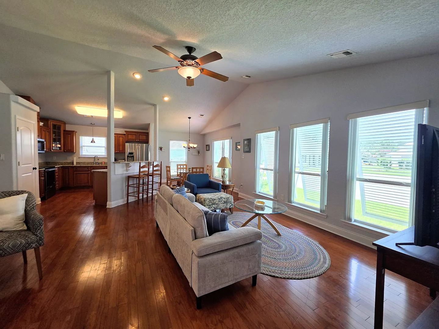 Furnished 3BR/2BA Home Near Perdido Key-7 Month Rental Only — Photo 3