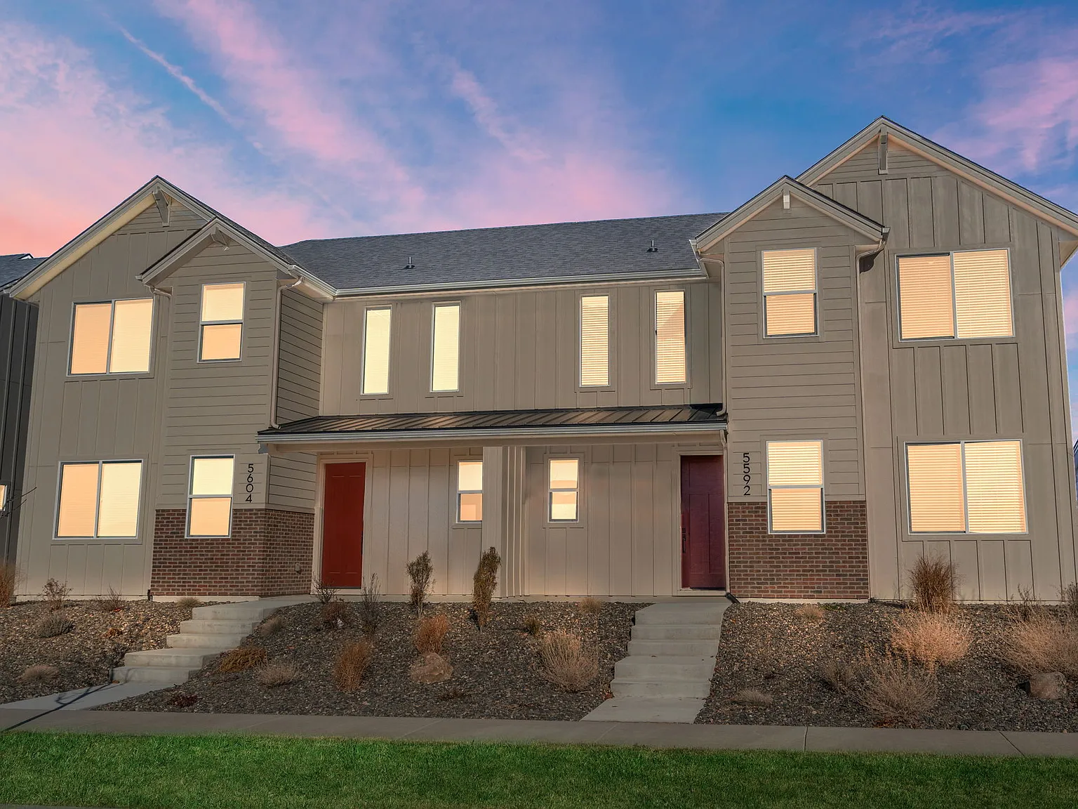 3 bed, 2.5 bath, 2020 sqft, $2,675 — Photo 3