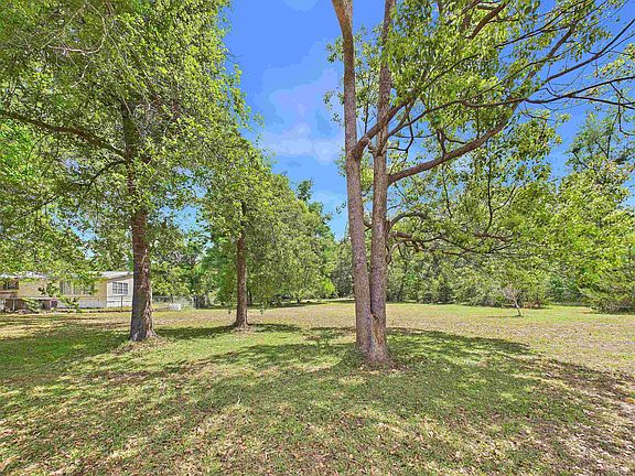 4th image of 2230 Golf Course Rd